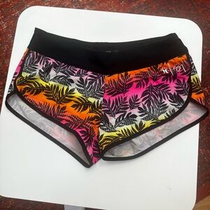 HURLEY phantom athletic board swim shorts Medium Tropical Colorful Print